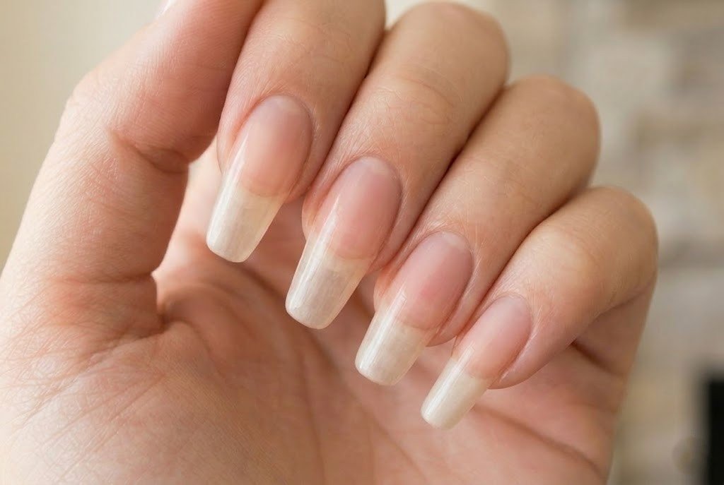 natural nails before broken nail repair